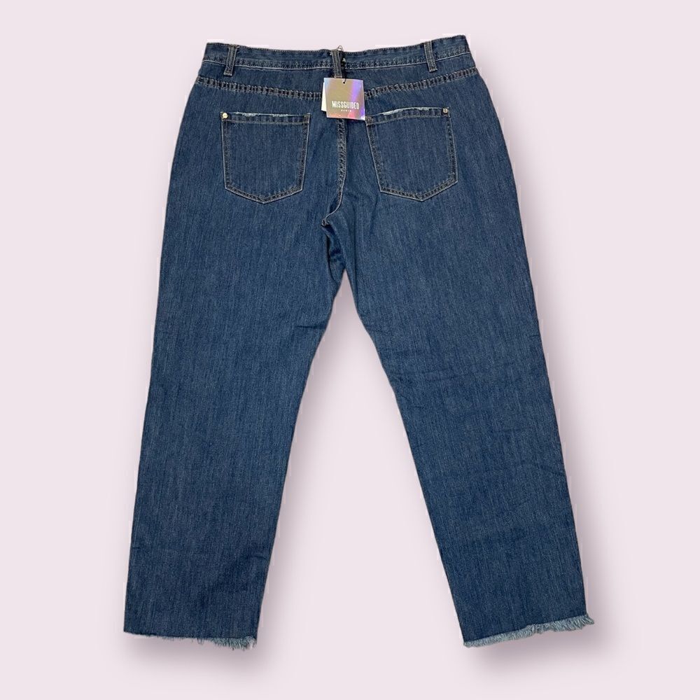 NWT Missguided Wrath Mid Rise Clean Cut Hem Jeans - Picture 3 of 6